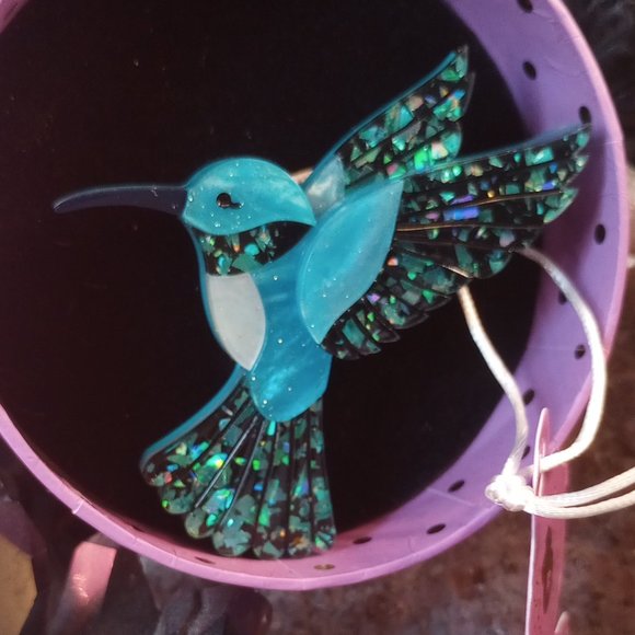 NIB 10th Birthday Hyacinth Hummingbird Erstwilder Brooch - Picture 1 of 9